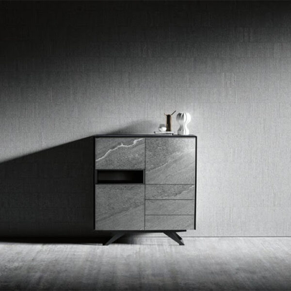 Titan-high sideboard