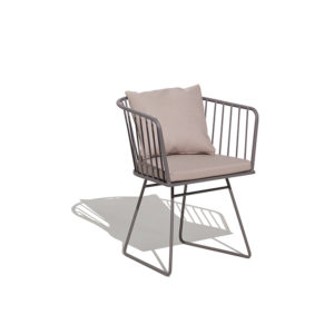 Illa armchair