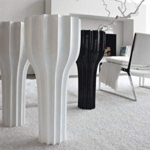 LINE VASE (WHITE)