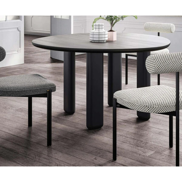 Caillou dining chair