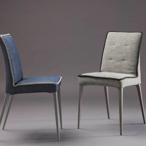 Outfit 4 chair Outfit 4 chair