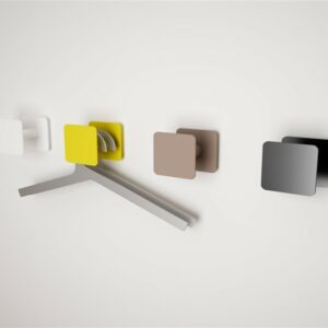 METALLIC WALL HOOKS (WHITE) SQUARED