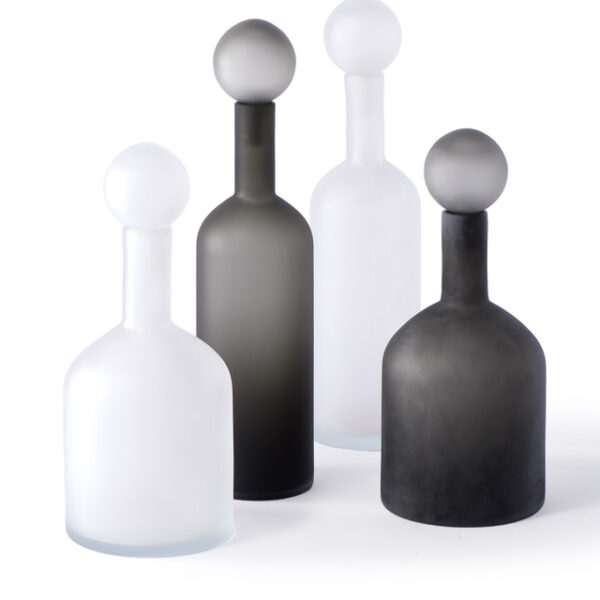 bubbles & bottles matt black and white set 4