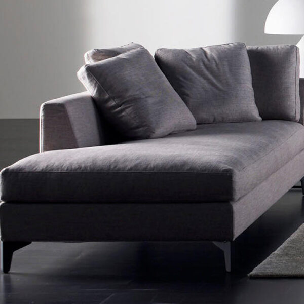 LOUIS UP – CH. LONGUE 160 RIGHT