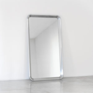 DEJA-VU MIRROR