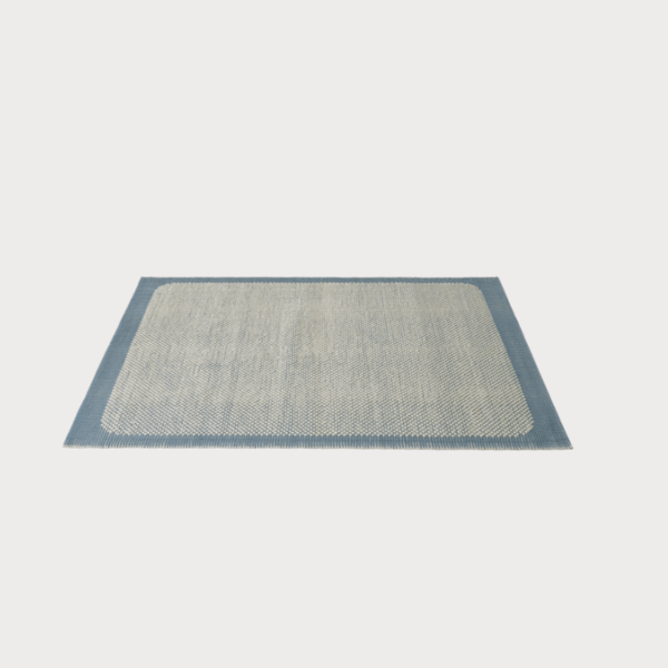 PEBBLE RUG – PALE BLUE -300X200